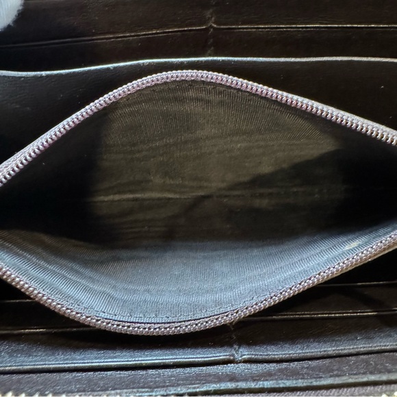 Gucci Sukey Zip Around Wallet In Dark Brown Leather W Goldtone GG Logo - Picture 12 of 16